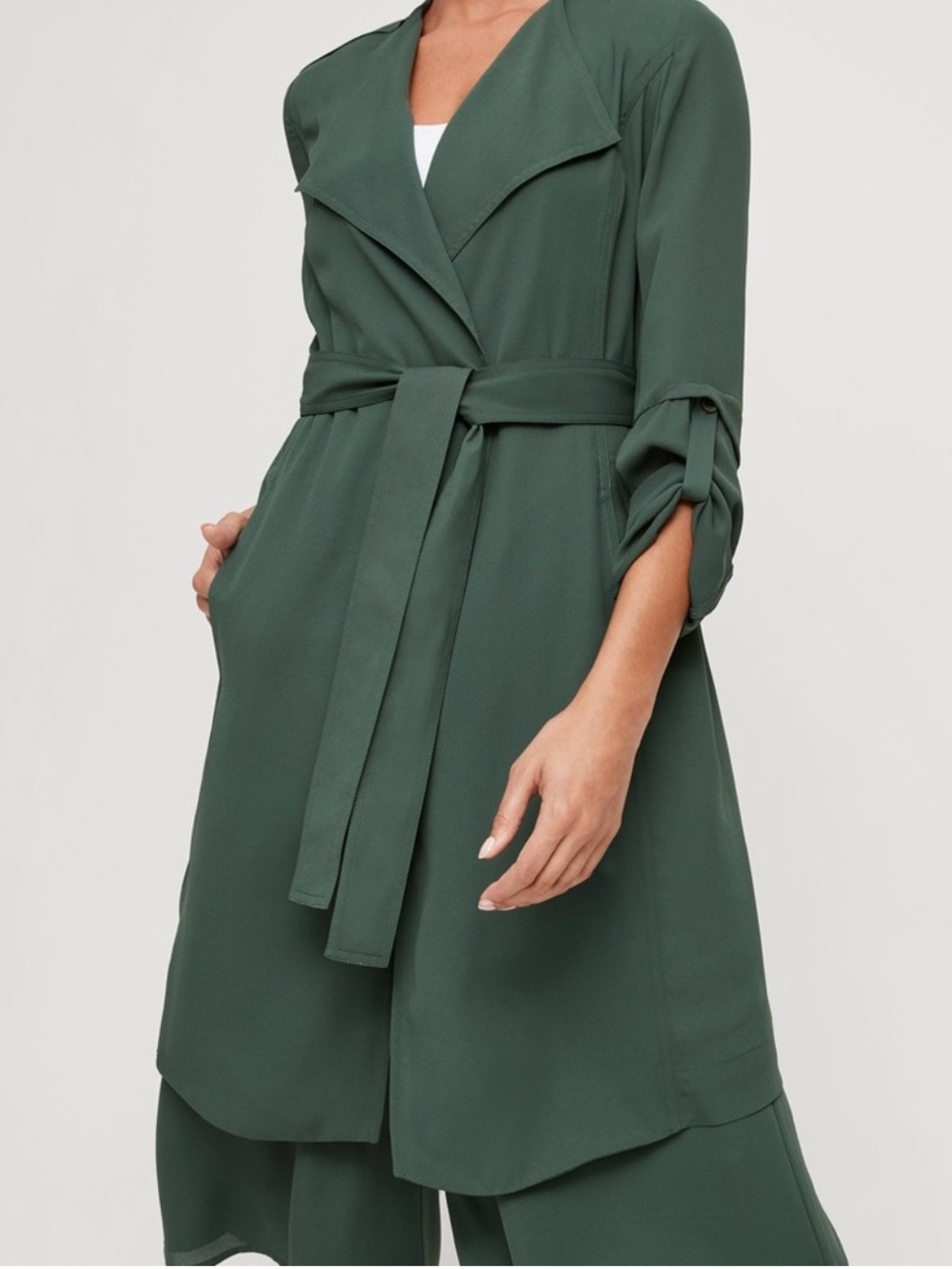Aritzia Babaton Kahlo Trench Robe Studio Drape Satin Wrap Belted Green M Chic